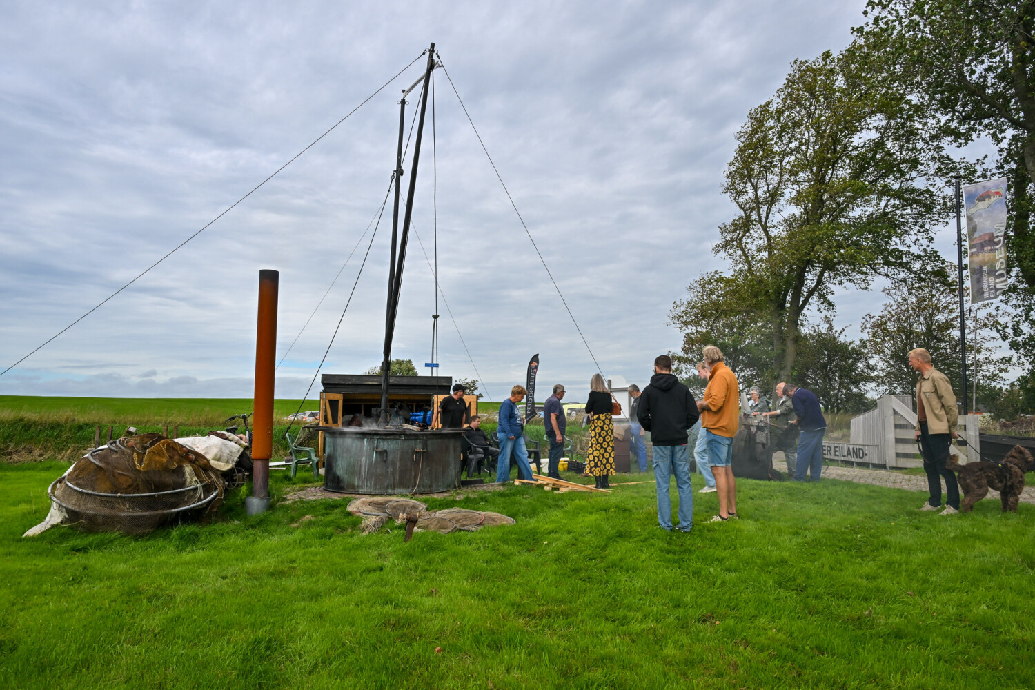 Vikingen, kibbeling en een beetje rook… het was weer Taandag bij Jan Lont!